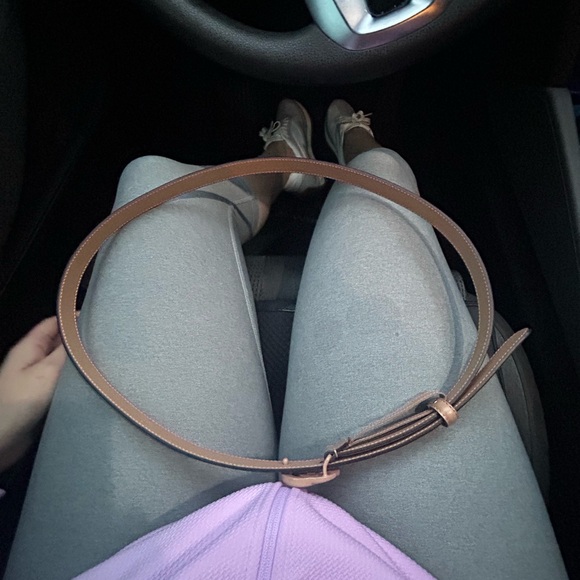 Beige Gucci belt. Size 95 (American size 10). - Picture 9 of 10